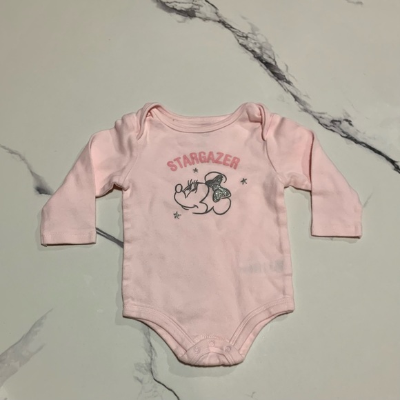 6-9 2-piece Minnie Mouse outfit - Picture 4 of 16